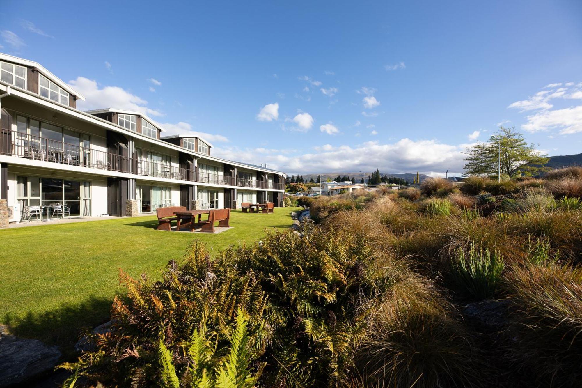 Clearbrook Motel & Serviced Apartments Wanaka Esterno foto