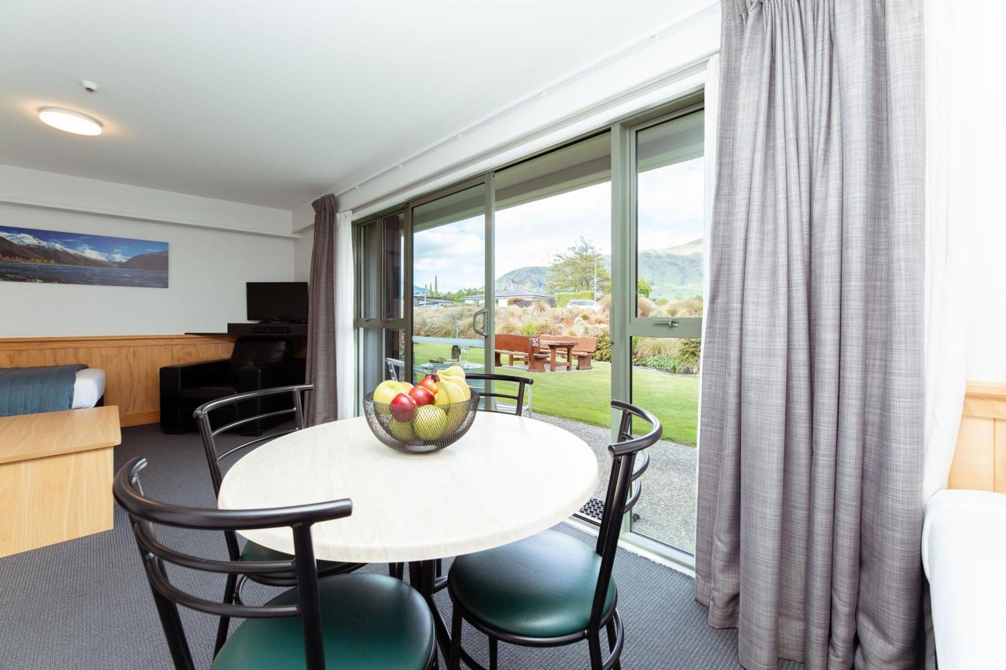 Clearbrook Motel & Serviced Apartments Wanaka Esterno foto