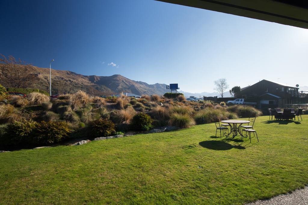 Clearbrook Motel & Serviced Apartments Wanaka Esterno foto