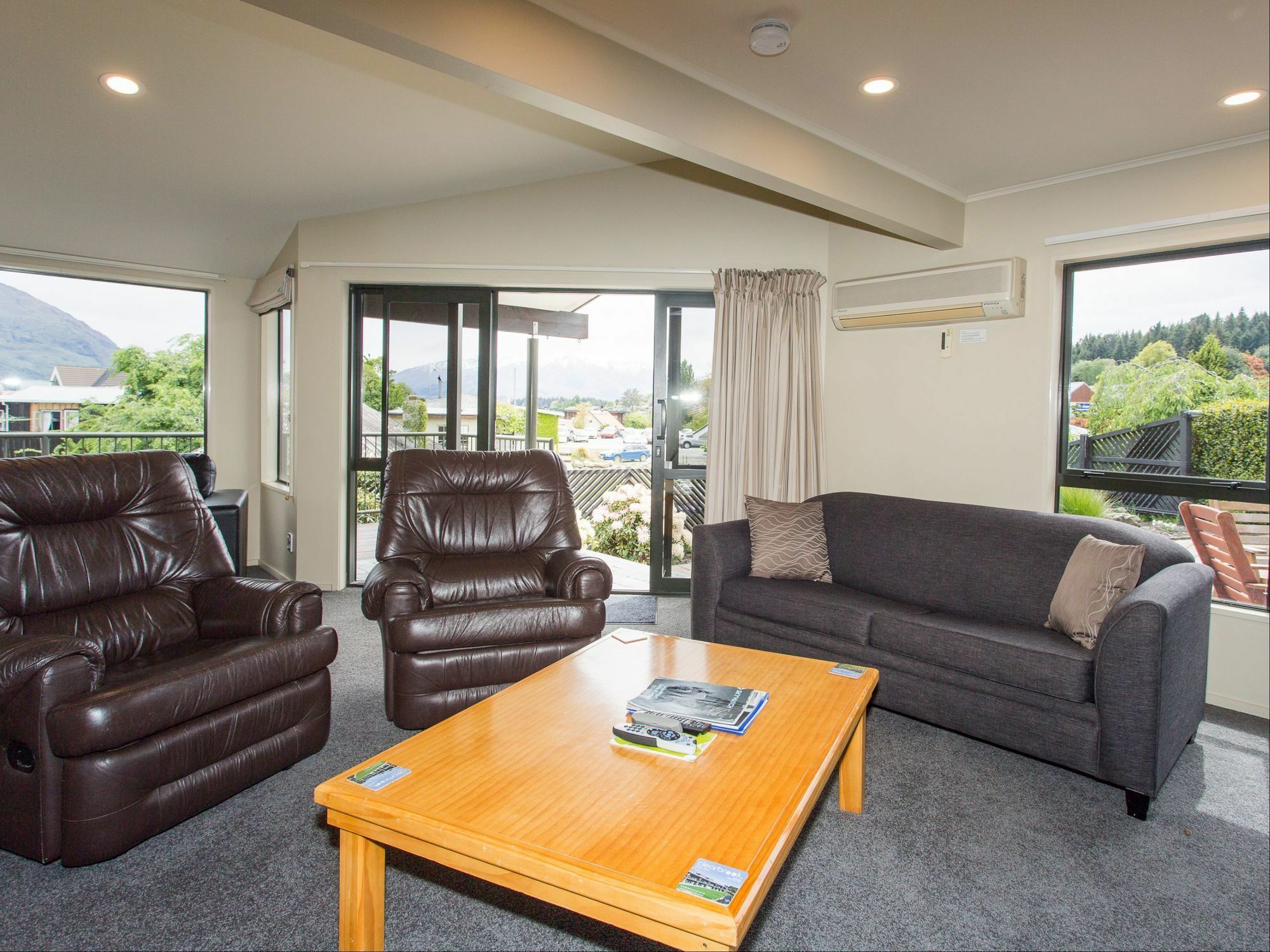 Clearbrook Motel & Serviced Apartments Wanaka Esterno foto