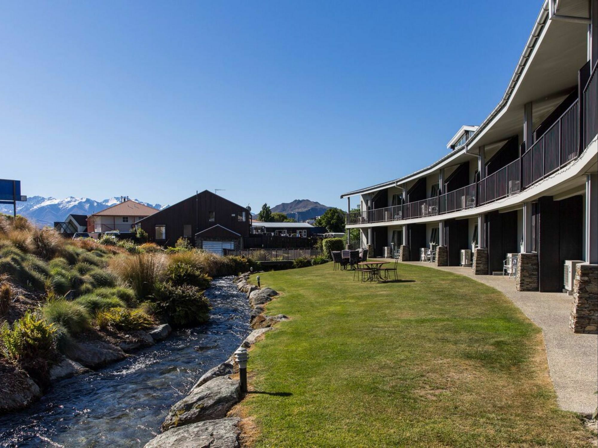 Clearbrook Motel & Serviced Apartments Wanaka Esterno foto