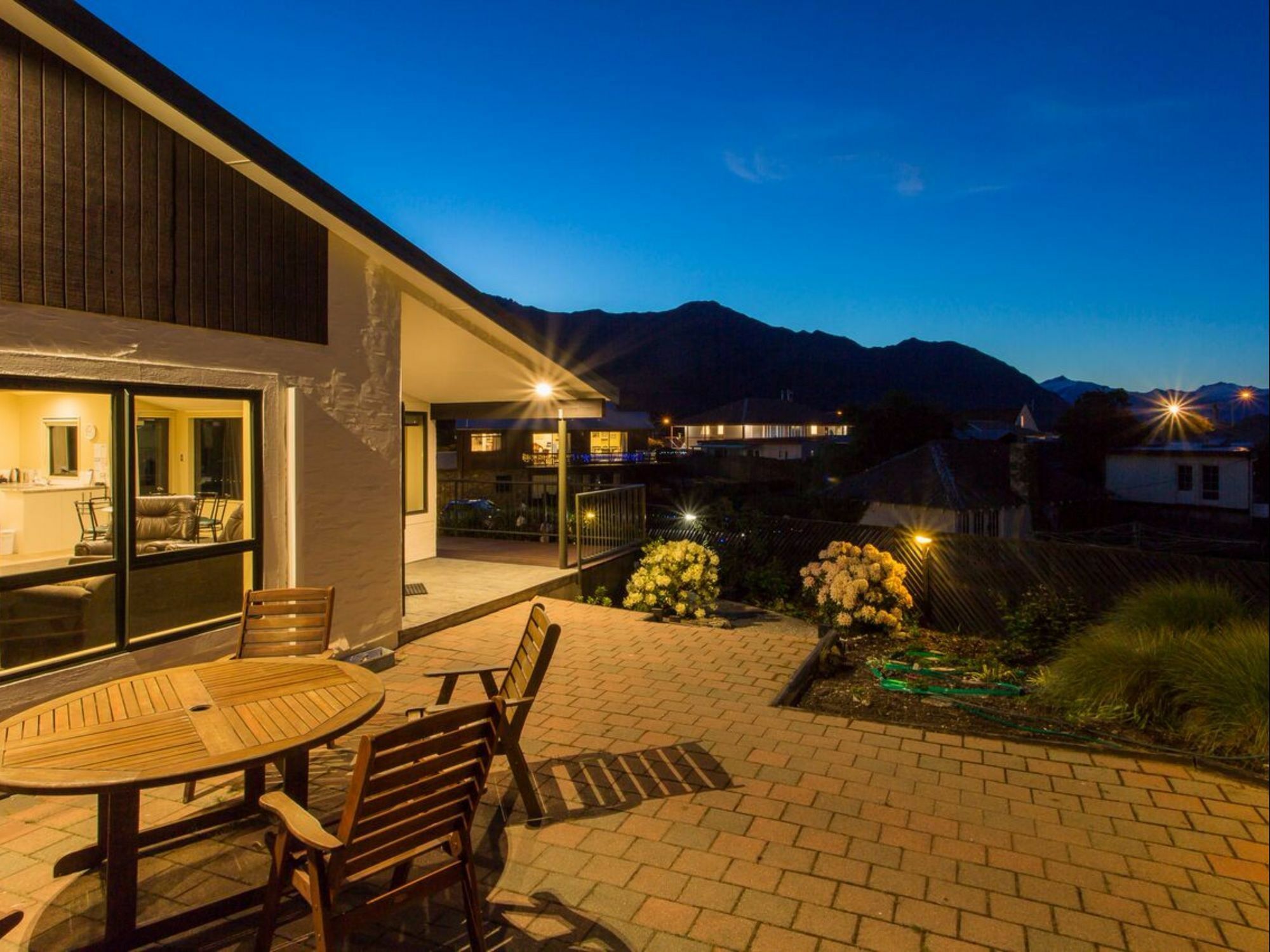 Clearbrook Motel & Serviced Apartments Wanaka Esterno foto